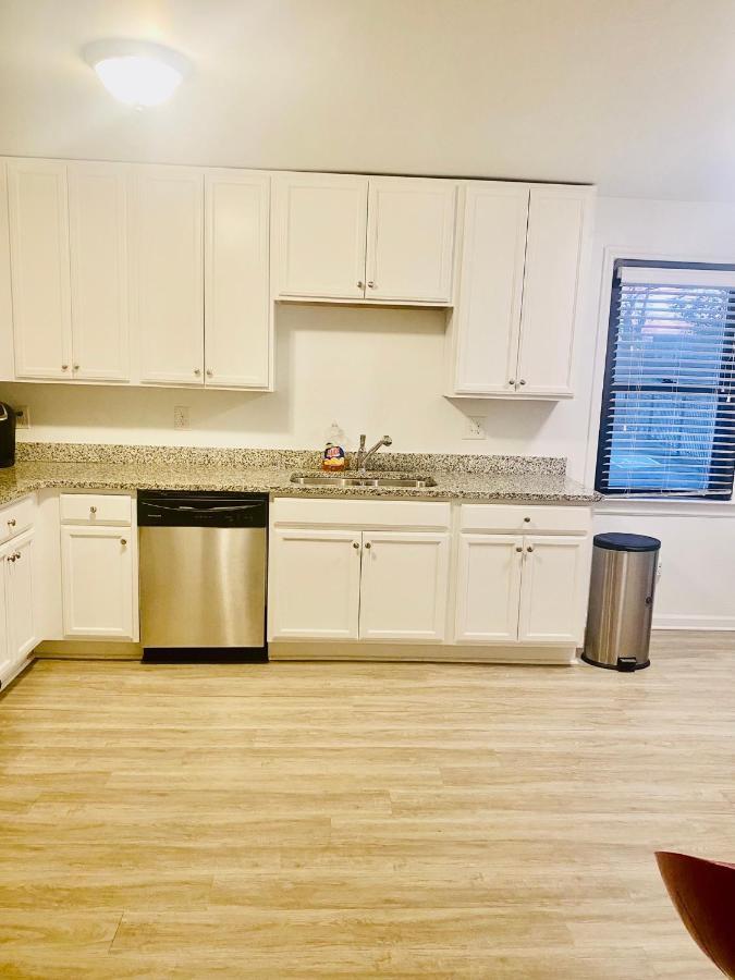 Cozy Condo, Minutes From Broadwy, Sleeps 5 내슈빌 외부 사진