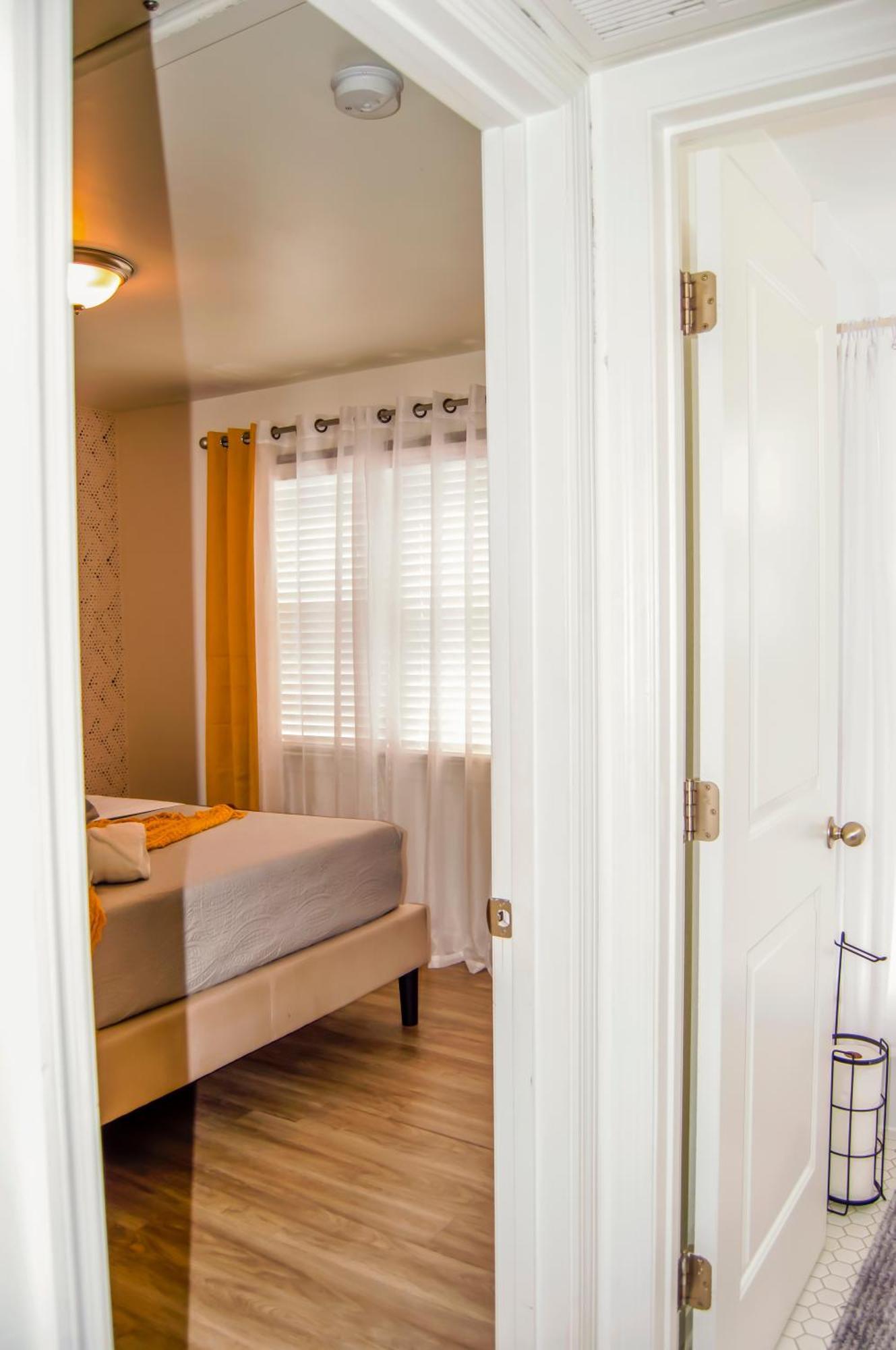 Cozy Condo, Minutes From Broadwy, Sleeps 5 내슈빌 외부 사진